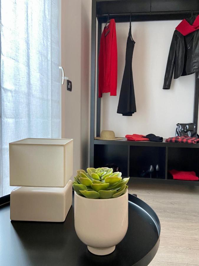 Appartamento Miranda Con Giardino Privato E Pool Εξωτερικό φωτογραφία